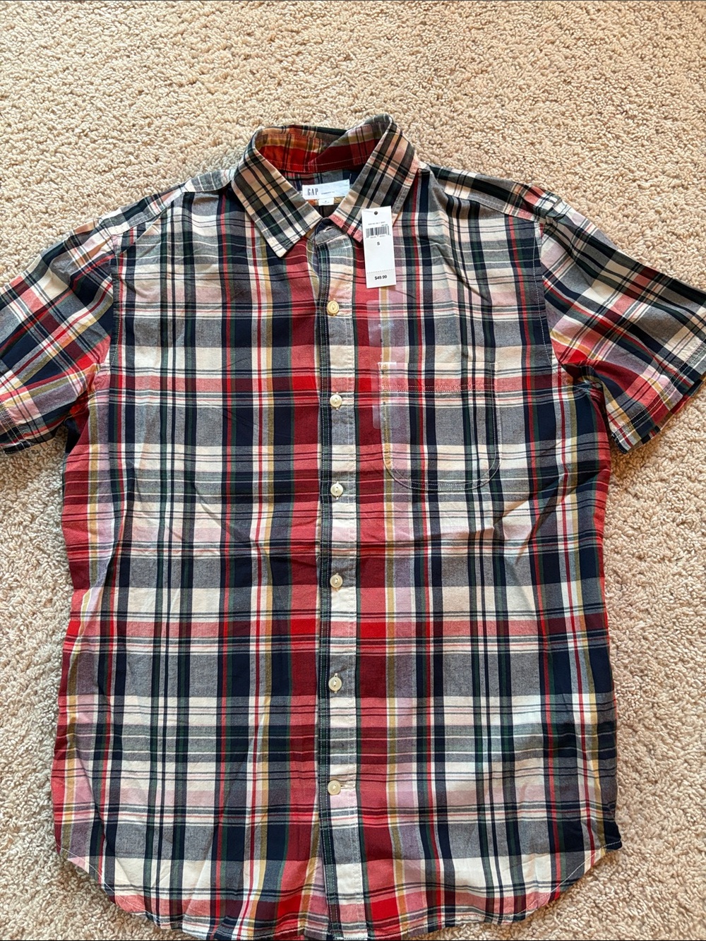 NWT-GAP Men's Short-Sleeve Plaid Button-Down Shirt (Standard Fit)